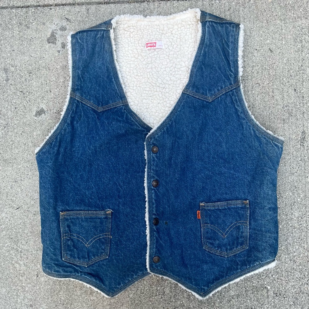 80s Levi’s Sherpa lining denim vest